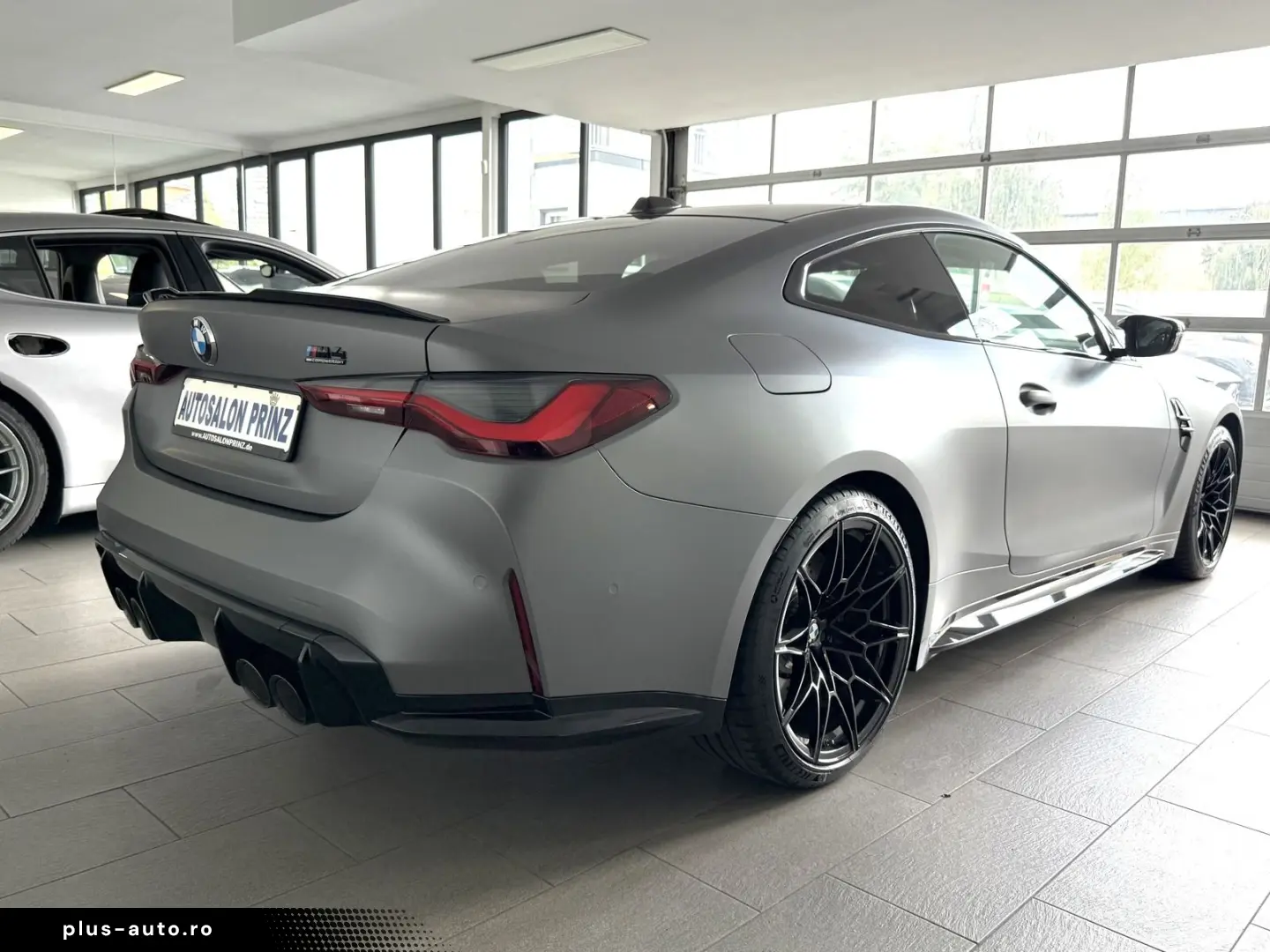 BMW M4 xDrive Competition AUTOM NAVI LEDER SBDACH