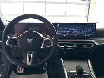 BMW M4 xDrive Competition AUTOM NAVI LEDER SBDACH