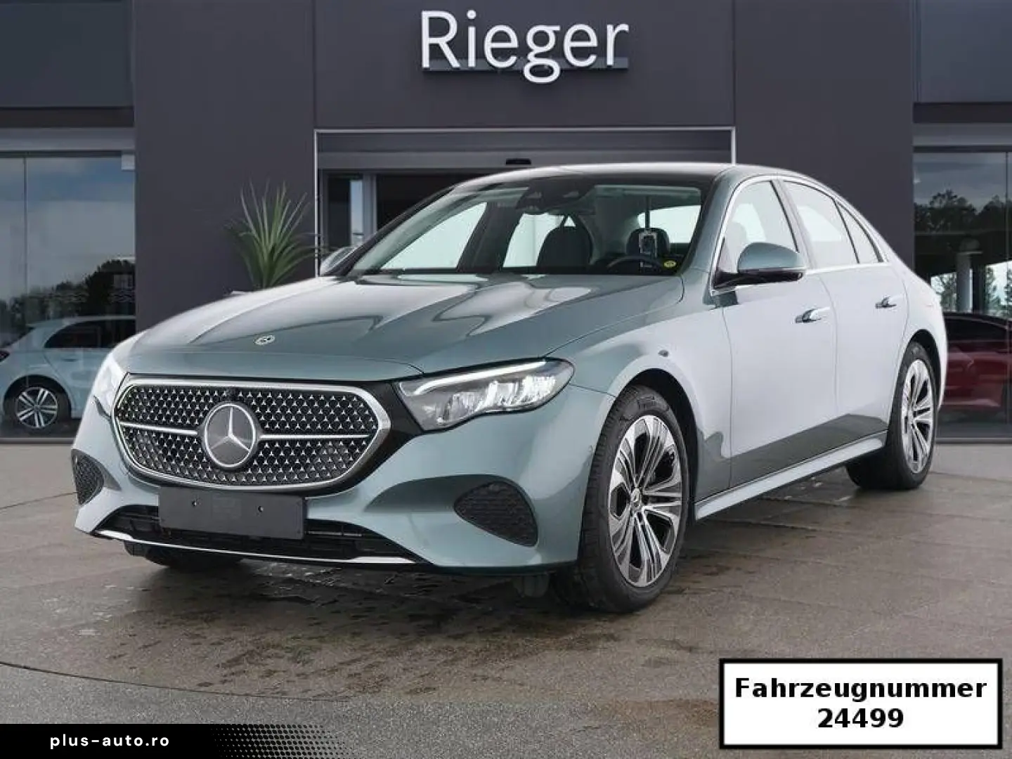 MERCEDES-BENZ E 300 e Avantgarde Pano Superscreen Bu&hellip;