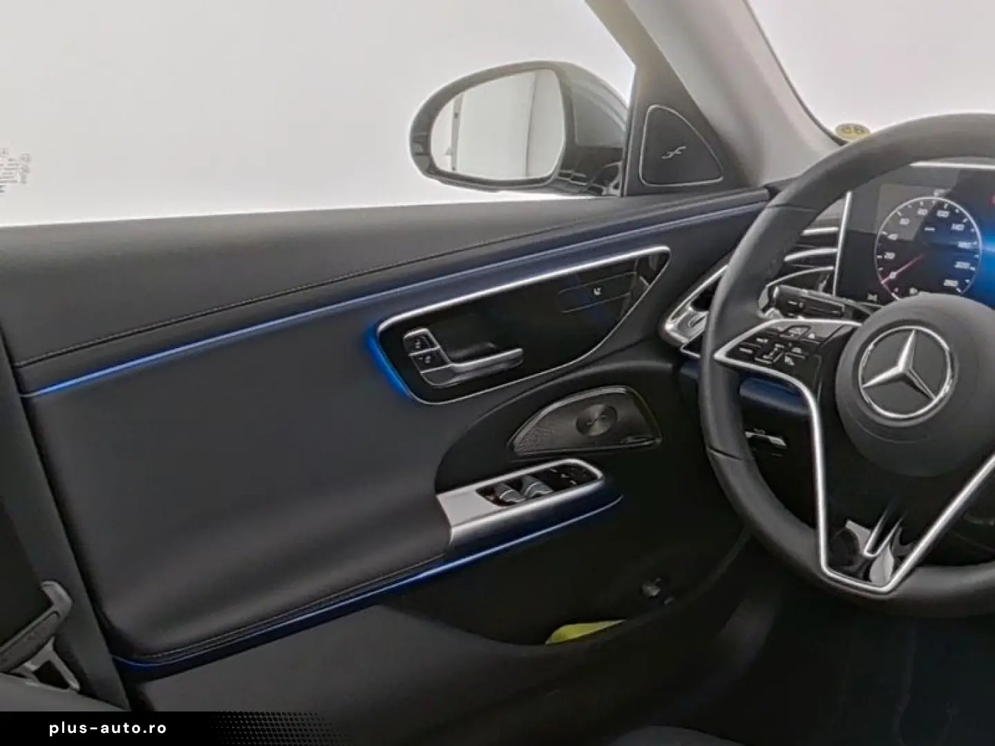 MERCEDES-BENZ E 300 e Avantgarde Pano Superscreen Bu&hellip;