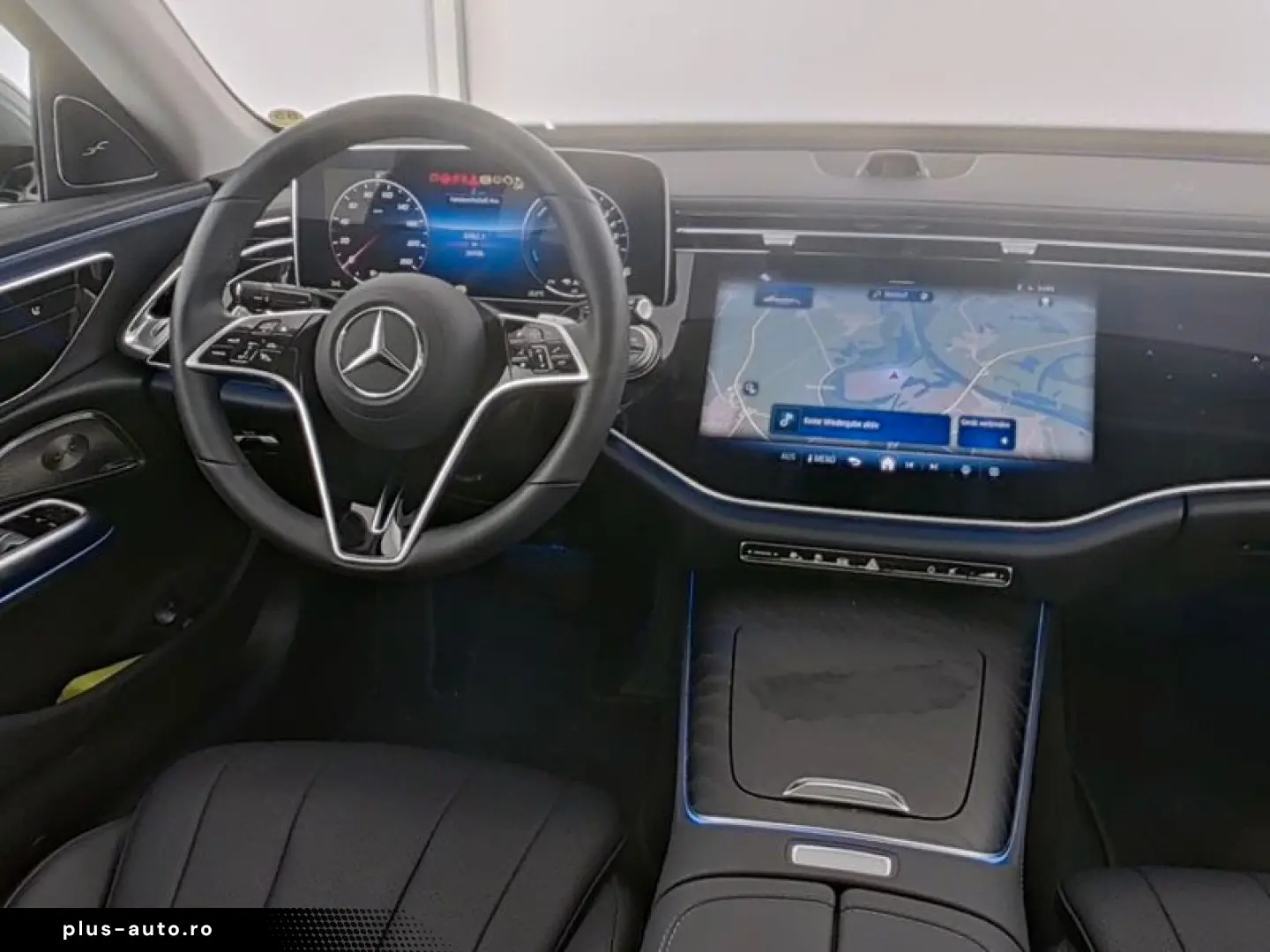 MERCEDES-BENZ E 300 e Avantgarde Pano Superscreen Bu&hellip;