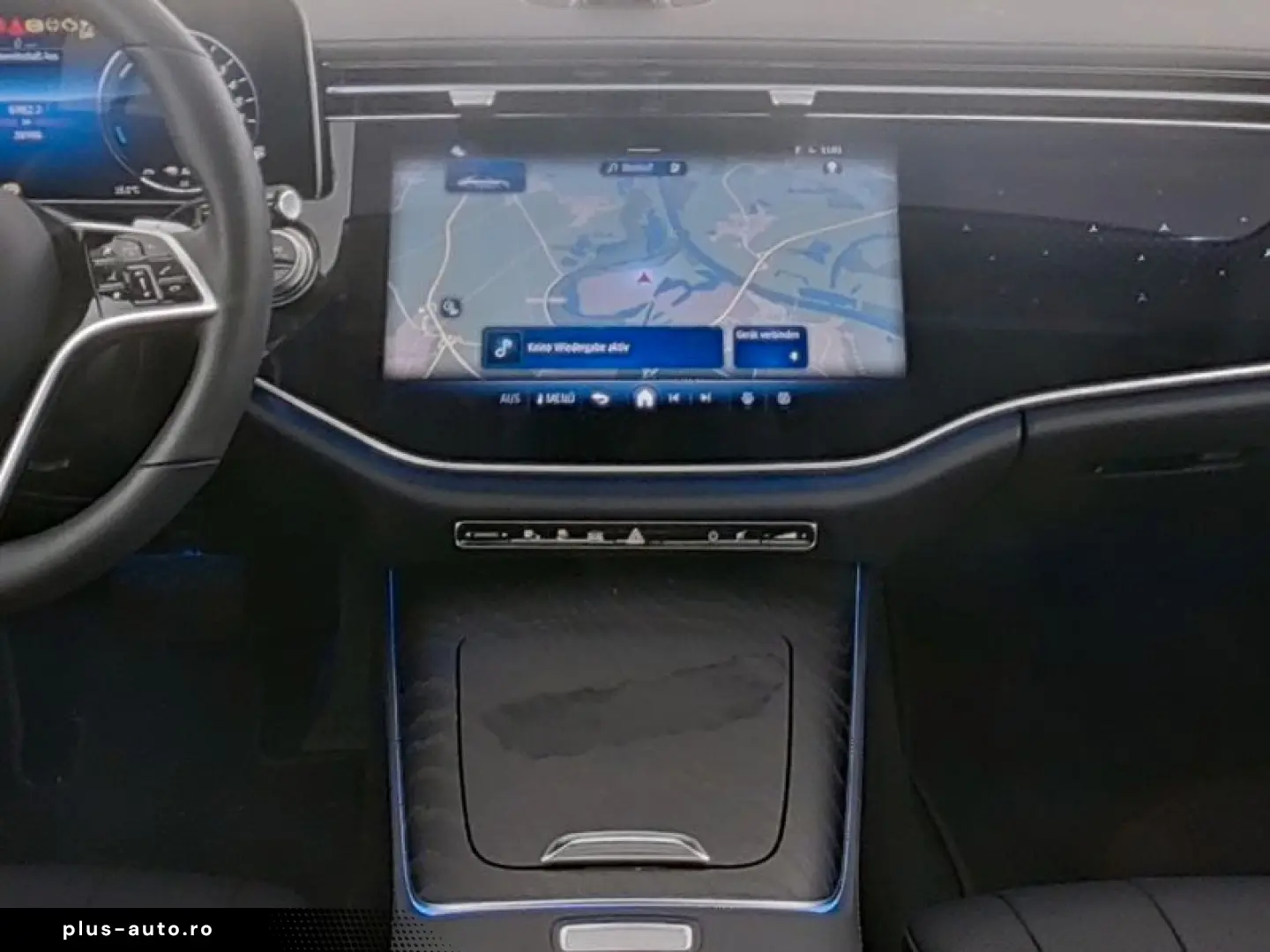 MERCEDES-BENZ E 300 e Avantgarde Pano Superscreen Bu&hellip;