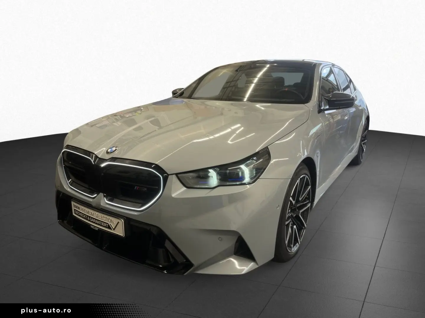 BMW M5 DrAsProf FernP 360  CarbonExt AHK SitzAC