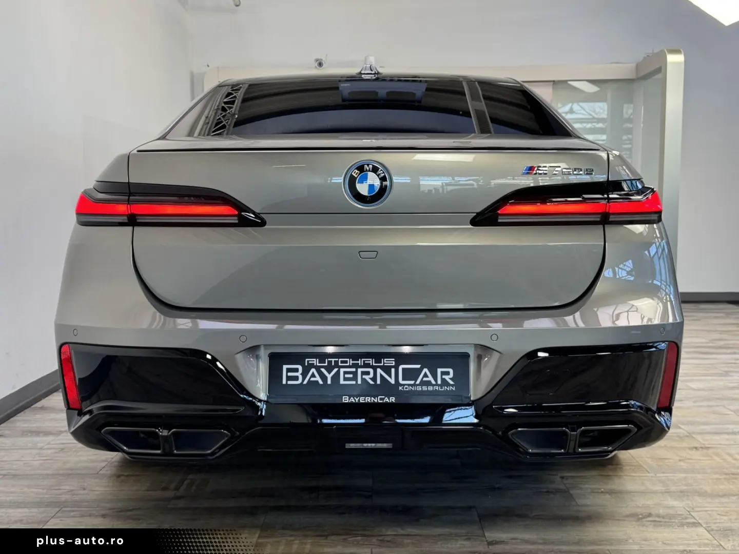 BMW M760 xDrive Executive Lounge Massage Sitzlüft