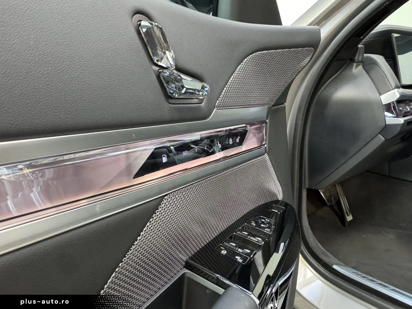 BMW M760 xDrive Executive Lounge Massage Sitzlüft