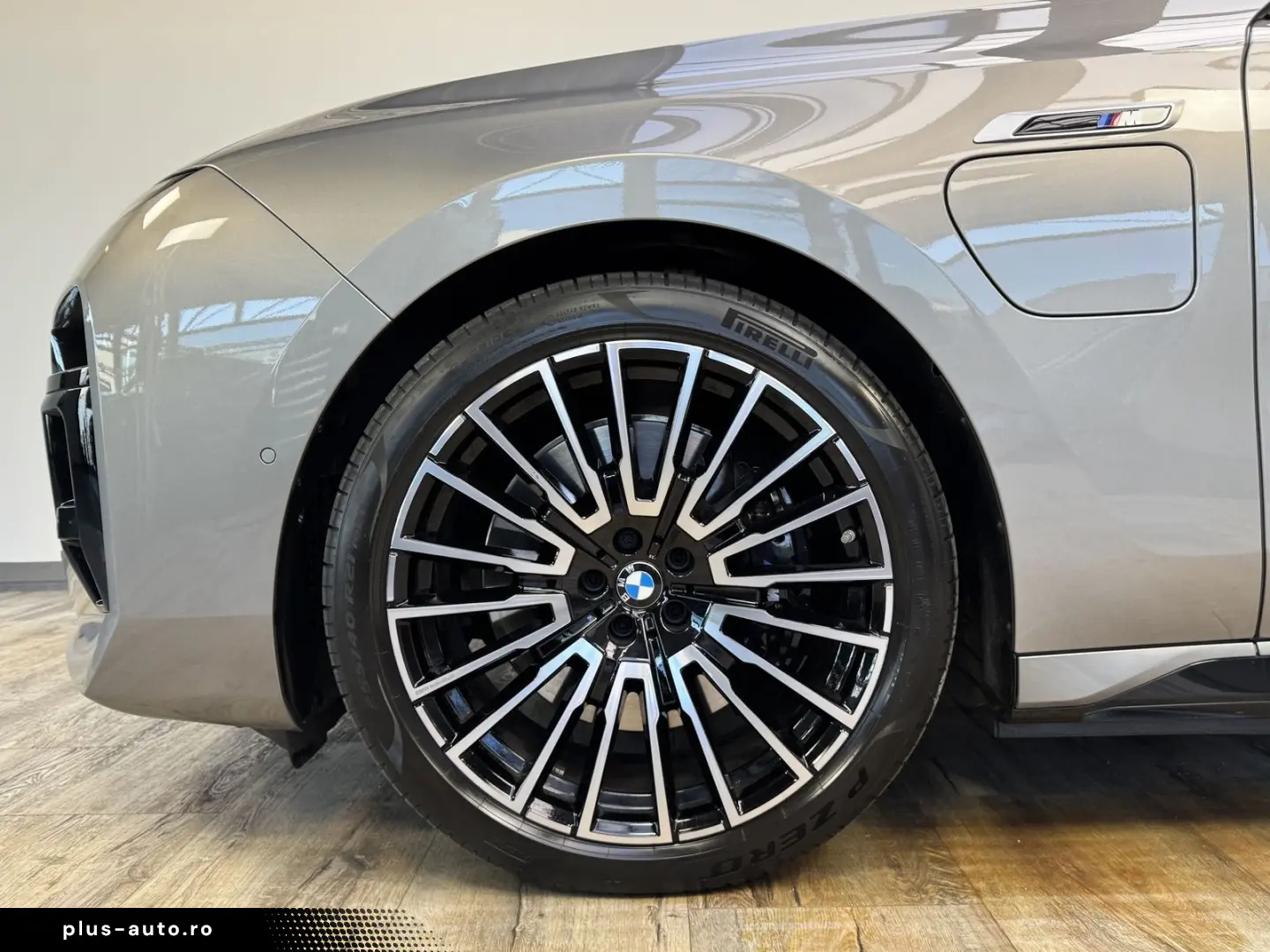 BMW M760 xDrive Executive Lounge Massage Sitzlüft