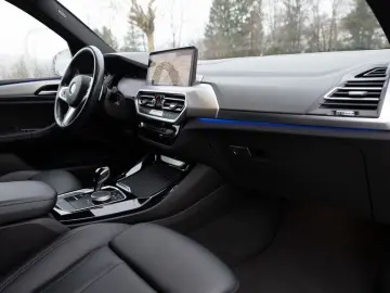 BMW X3 xDrive 20i M-Sport FACEL. LED W-LAN NAVI SHZ