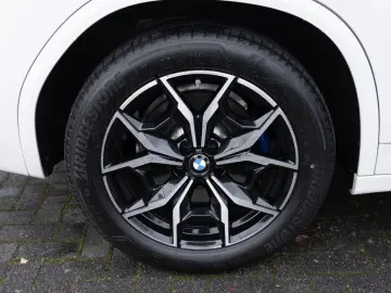 BMW X3 xDrive 20i M-Sport FACEL. LED W-LAN NAVI SHZ