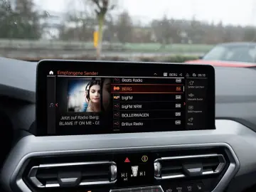 BMW X3 xDrive 20i M-Sport FACEL. LED W-LAN NAVI SHZ