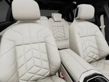 BMW M760e xDrive Sky Lounge Individual Aktivlkg. StH