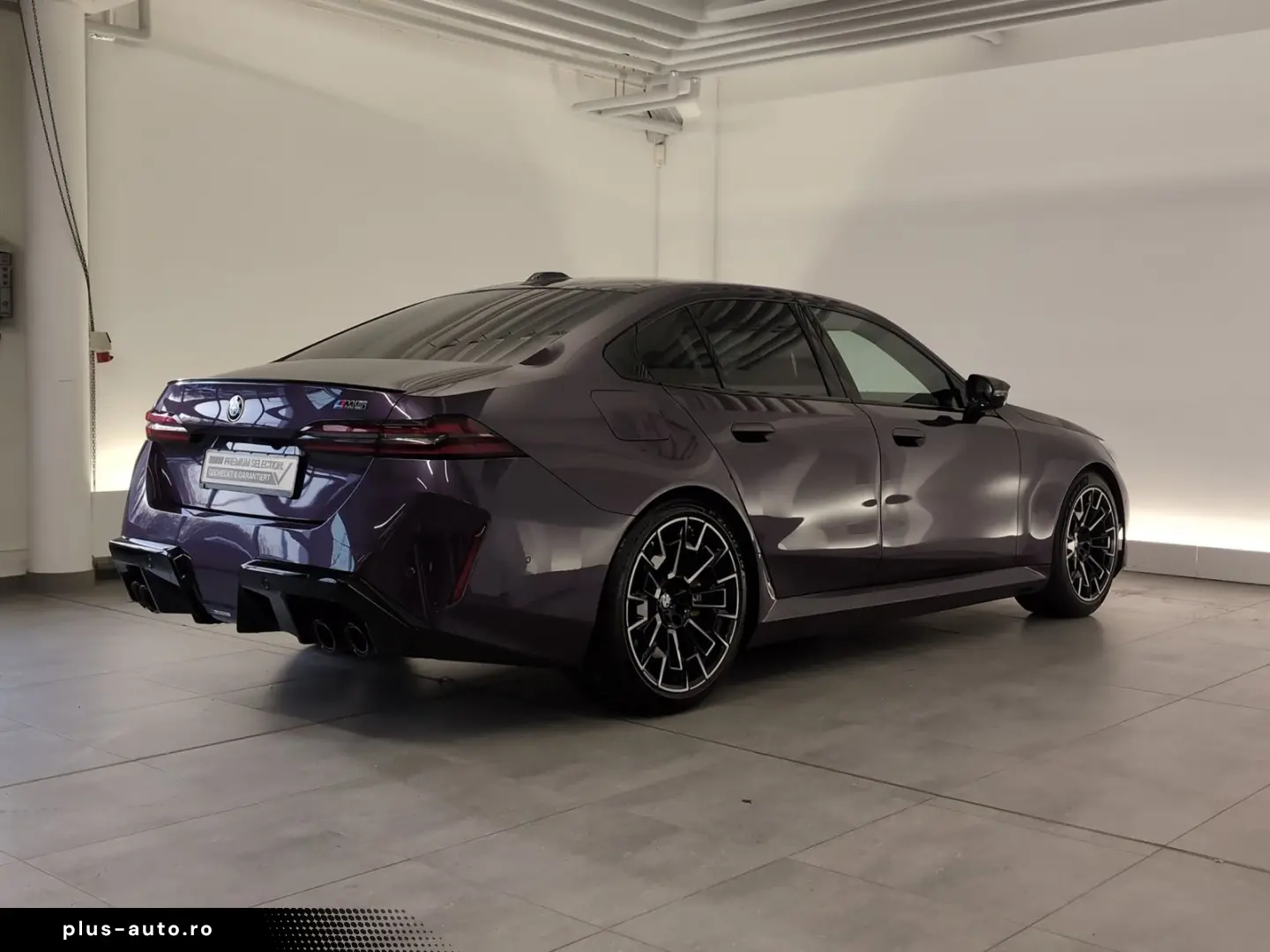 BMW M5 Lim Navi LED Pano DrAs Bo&Wi PaAs MDriv Ambie