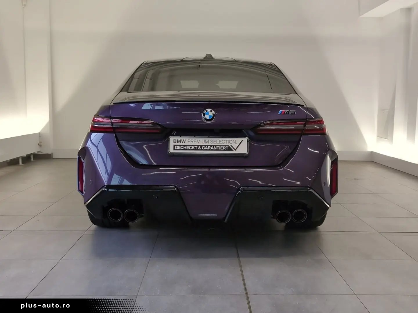 BMW M5 Lim Navi LED Pano DrAs Bo&Wi PaAs MDriv Ambie