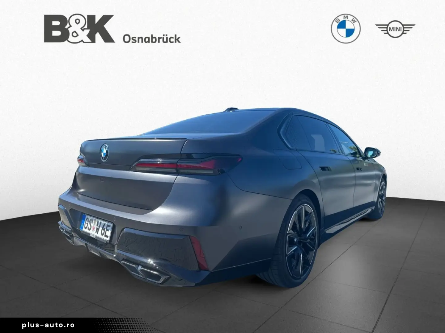 BMW M760e xD FROZEN DAPr B&O Execut. Lounge SkyL 21