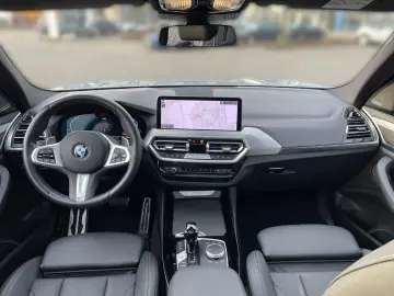 BMW X3 xDrive20d M Sport AHK Pano adap LED Navi