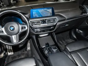 BMW X4 xDrive20i M-Sport Pano Hifi 20Zoll DrivingA.