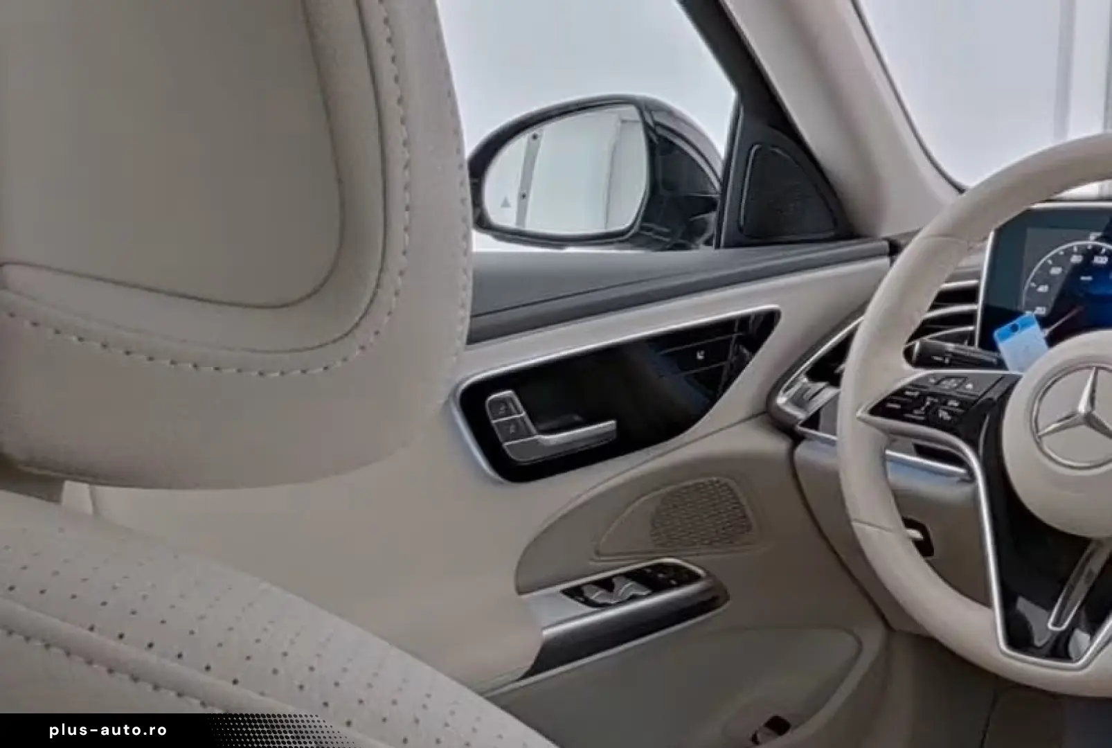 Mercedes-Benz E 200 BEIGE PANO SUPERSCREEN