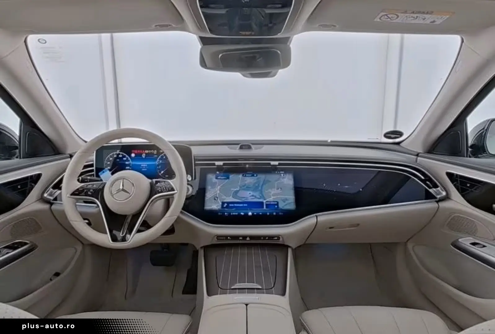 Mercedes-Benz E 200 BEIGE PANO SUPERSCREEN