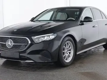 Mercedes-Benz E 200 BEIGE PANO SUPERSCREEN