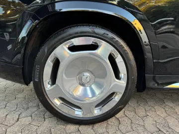 Mercedes-Benz GLS 600 MAYBACH