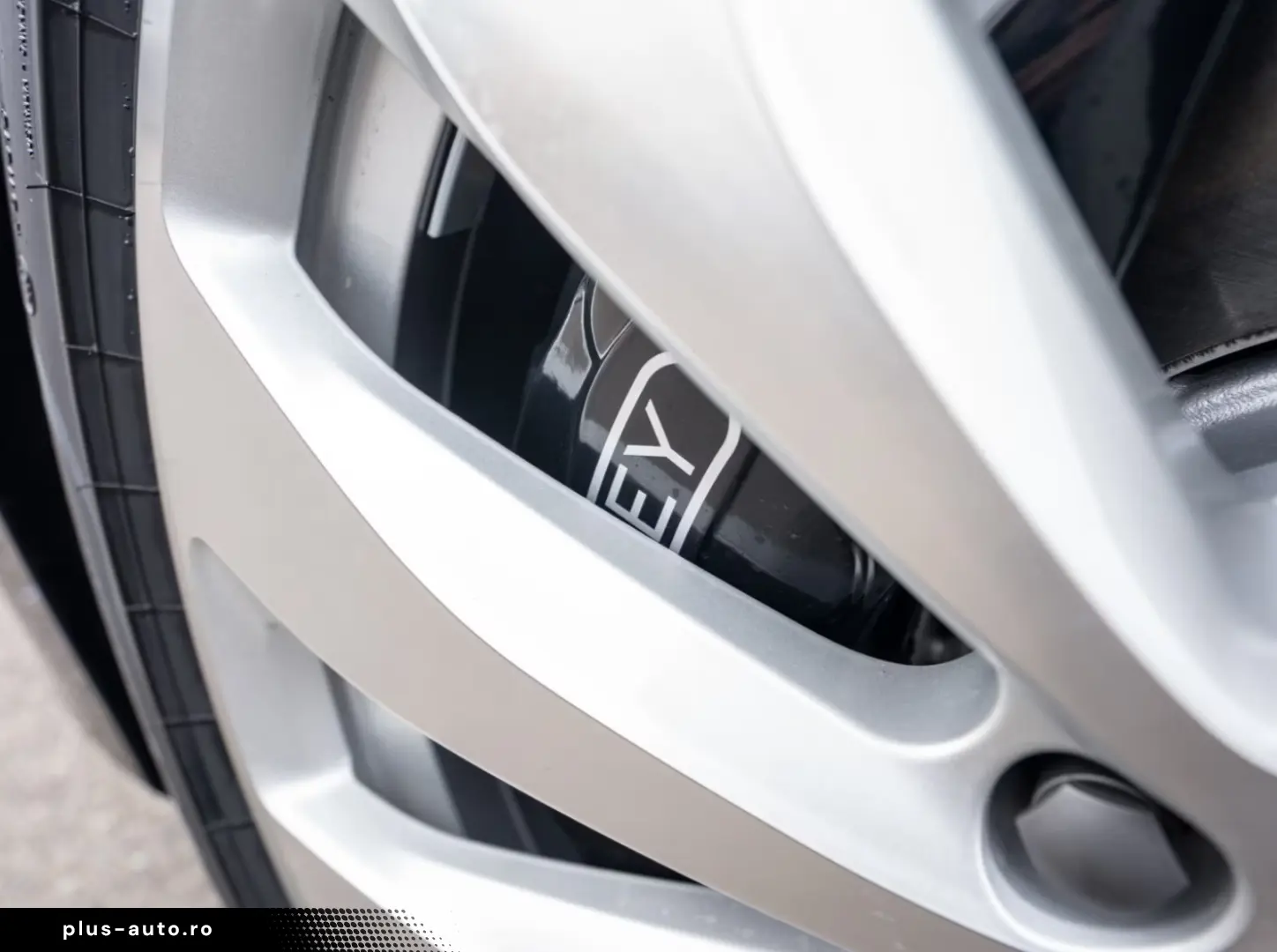 Bentley Continental GT Naim & Akrapovic Titan