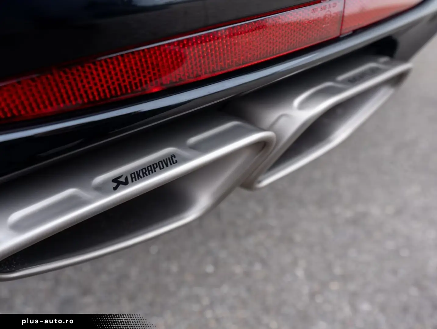 Bentley Continental GT Naim & Akrapovic Titan