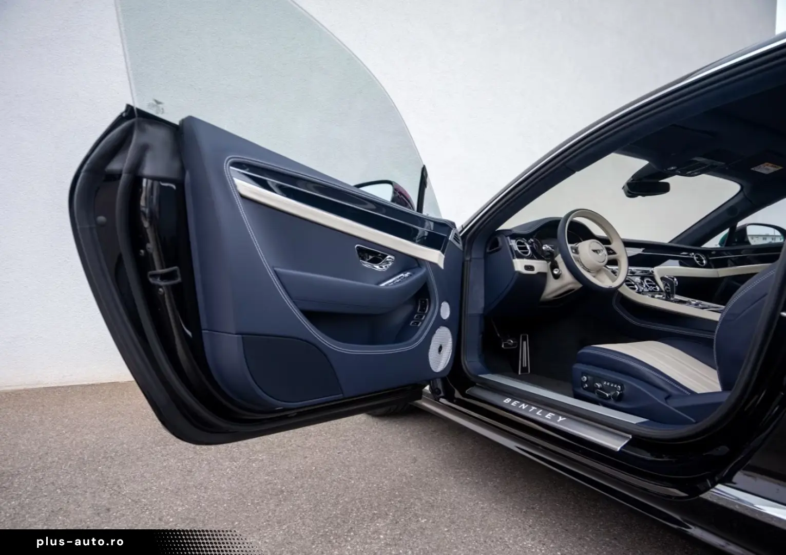 Bentley Continental GT Naim & Akrapovic Titan