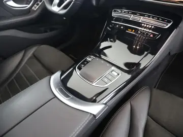 MERCEDES-BENZ EQC 400 4M AMG Distronic Schiebedach M&hellip;