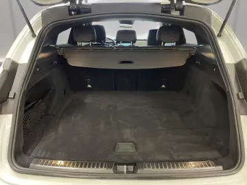 MERCEDES-BENZ EQC 400 4M AMG Line FAP Distronic SHD &hellip;