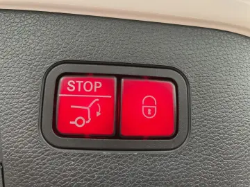 MERCEDES-BENZ EQC 400 4M AMG Line FAP Distronic SHD &hellip;