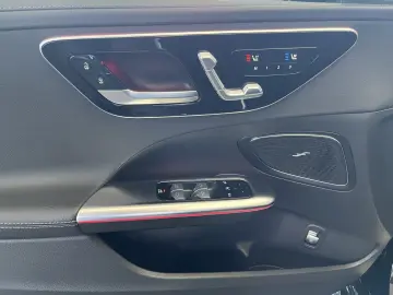 MERCEDES-BENZ C 300 4M AMG Digi Schiebedach HeadUp M&hellip;