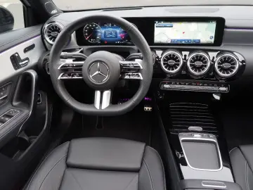 MERCEDES-BENZ A 250 4Matic Limo AMG Premium Plus 360&hellip;