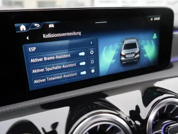 MERCEDES-BENZ A 250 4Matic Limo AMG Premium Plus 360&hellip;