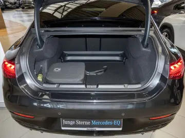 MERCEDES-BENZ EQE 350 4M AMG Sport Premium  Distr. L&hellip;