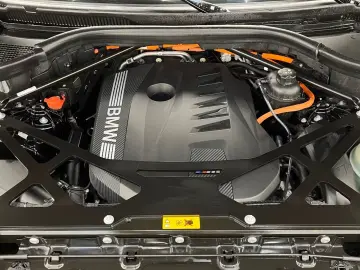 BMW XM 50e Massage AHK Driv.Assist.Prof Harman K