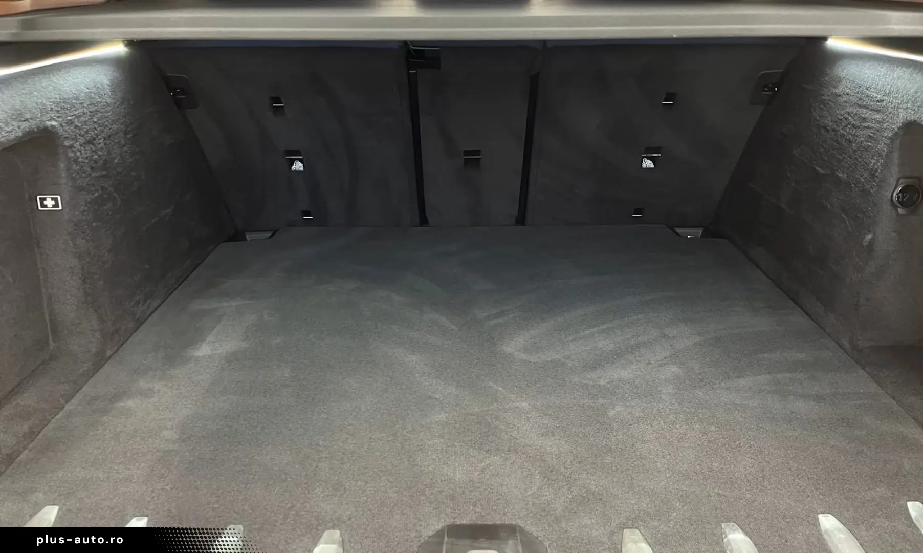 BMW XM 50e Massage AHK Driv.Assist.Prof Harman K