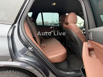 BMW X5 xDrive 45e M Package