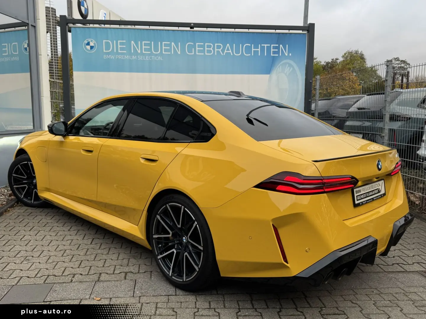 BMW M5 Limousine Individ. PANO B&W CarbonKeram 0 5%