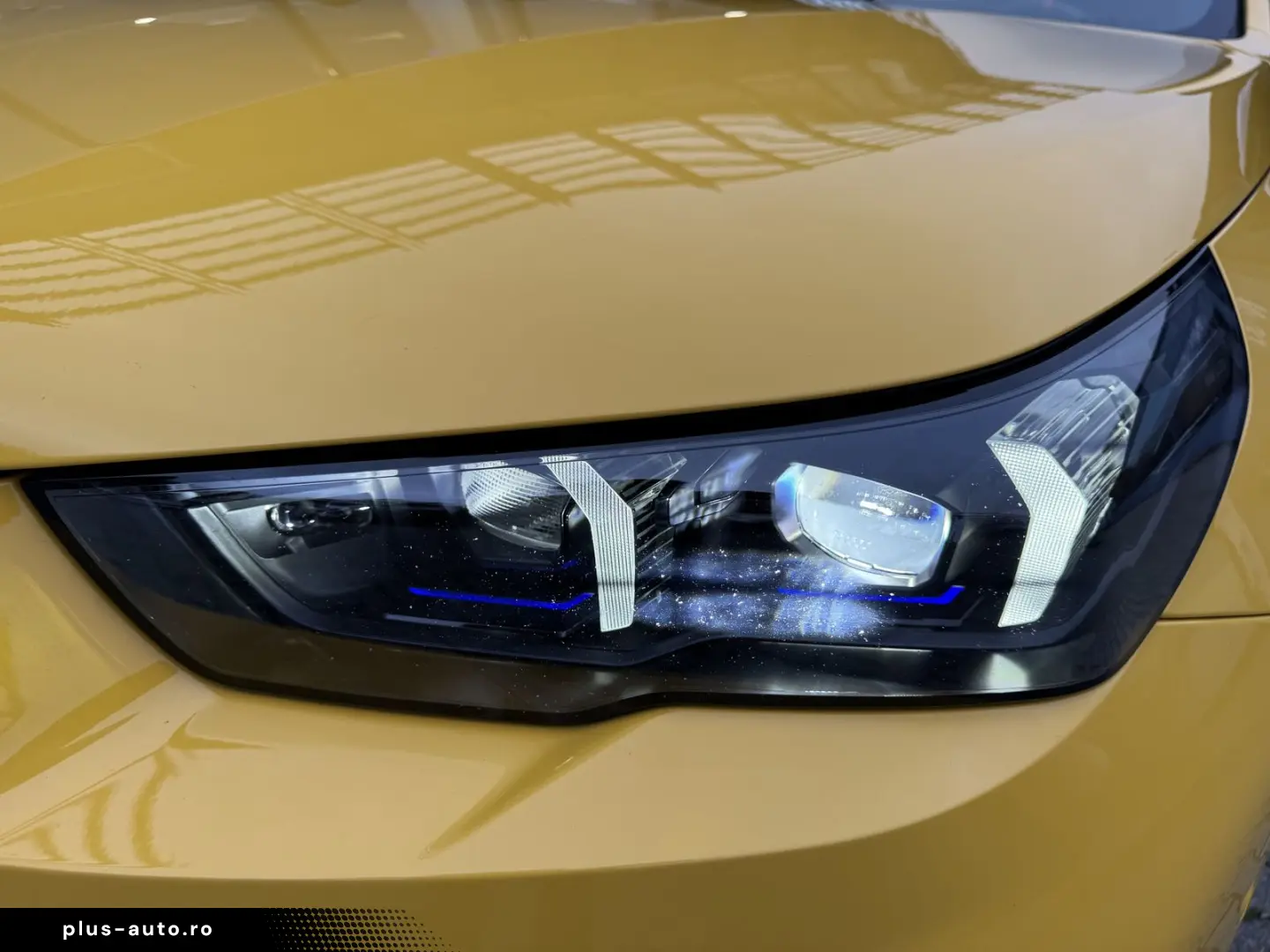 BMW M5 Limousine Individ. PANO B&W CarbonKeram 0 5%