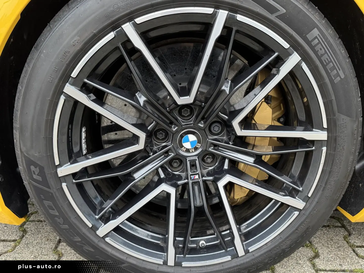 BMW M5 Limousine Individ. PANO B&W CarbonKeram 0 5%