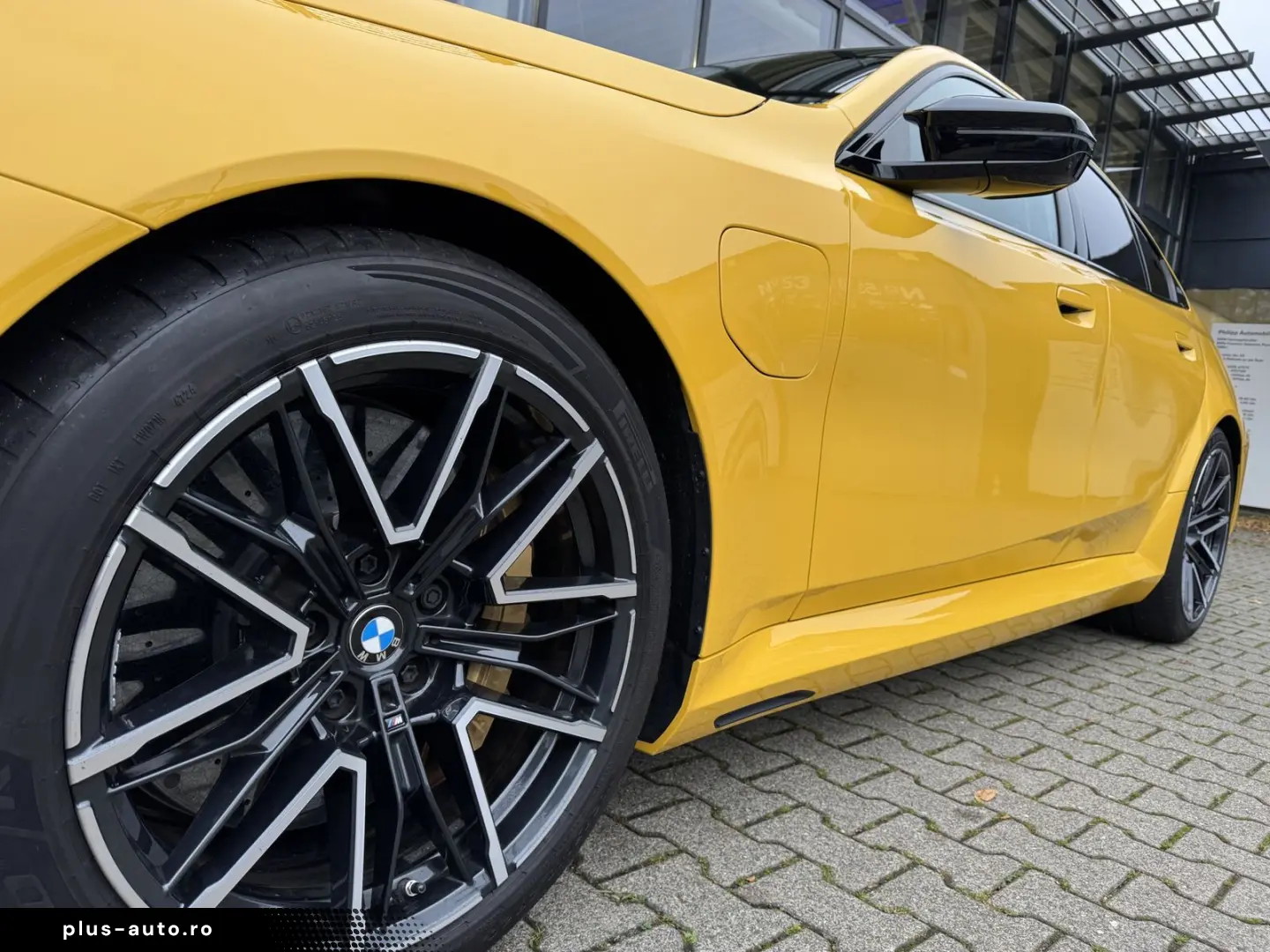 BMW M5 Limousine Individ. PANO B&W CarbonKeram 0 5%