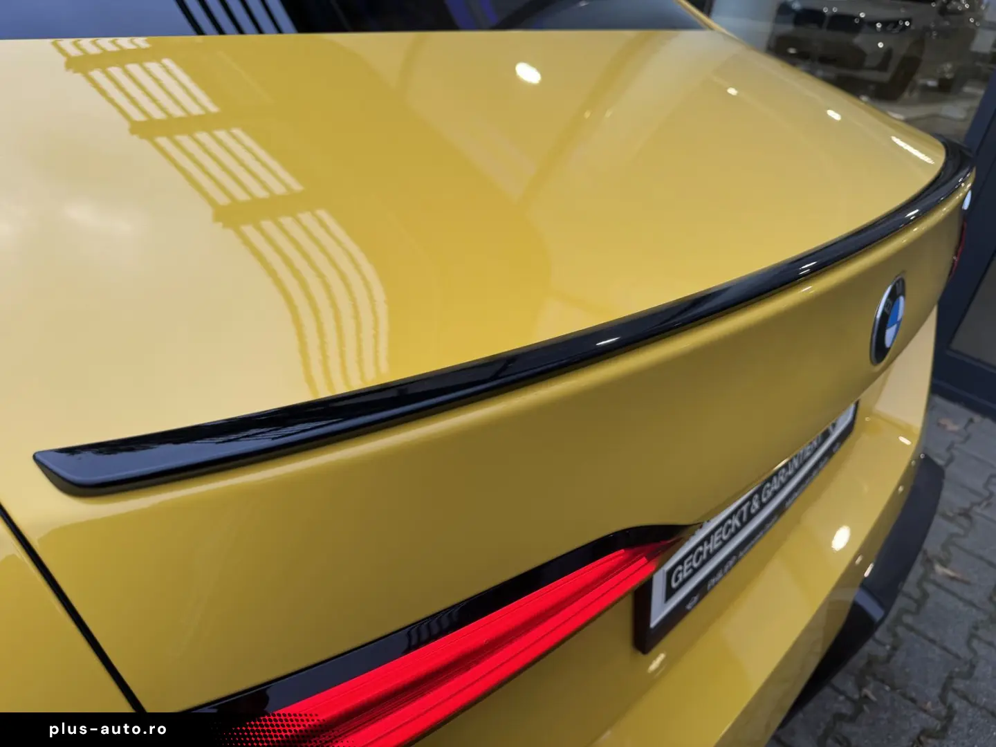 BMW M5 Limousine Individ. PANO B&W CarbonKeram 0 5%