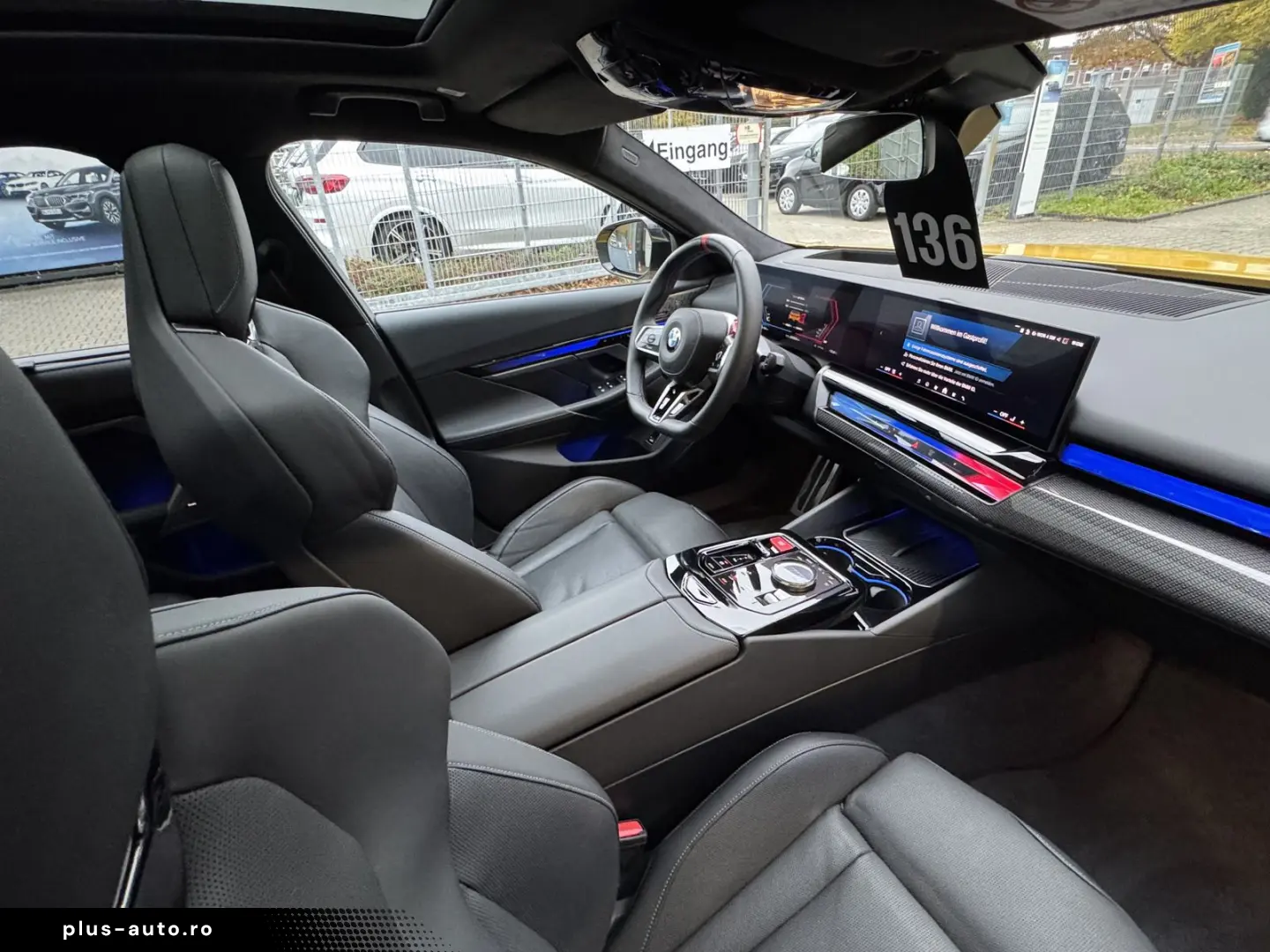 BMW M5 Limousine Individ. PANO B&W CarbonKeram 0 5%