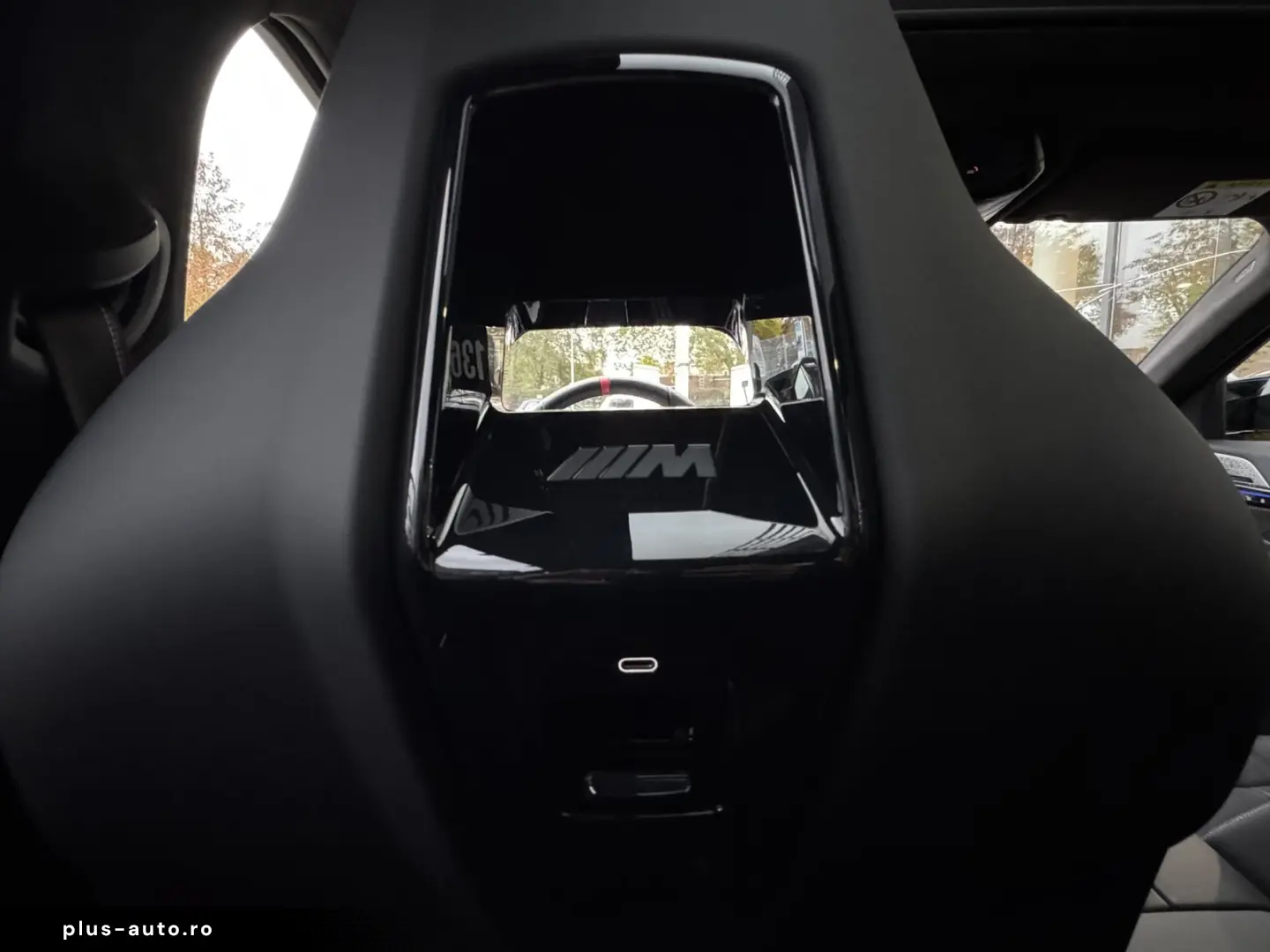 BMW M5 Limousine Individ. PANO B&W CarbonKeram 0 5%