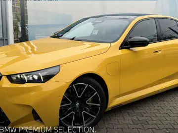 BMW M5 Limousine Individ. PANO B&W CarbonKeram 0 5%