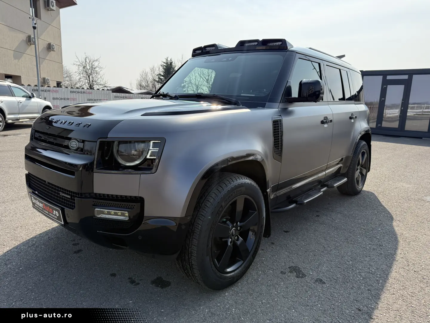 Land Rover Defender 110 3.0D 250 MHEV Hard Top X-Dynamic SE