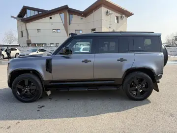 Land Rover Defender 110 3.0D 250 MHEV Hard Top X-Dynamic SE