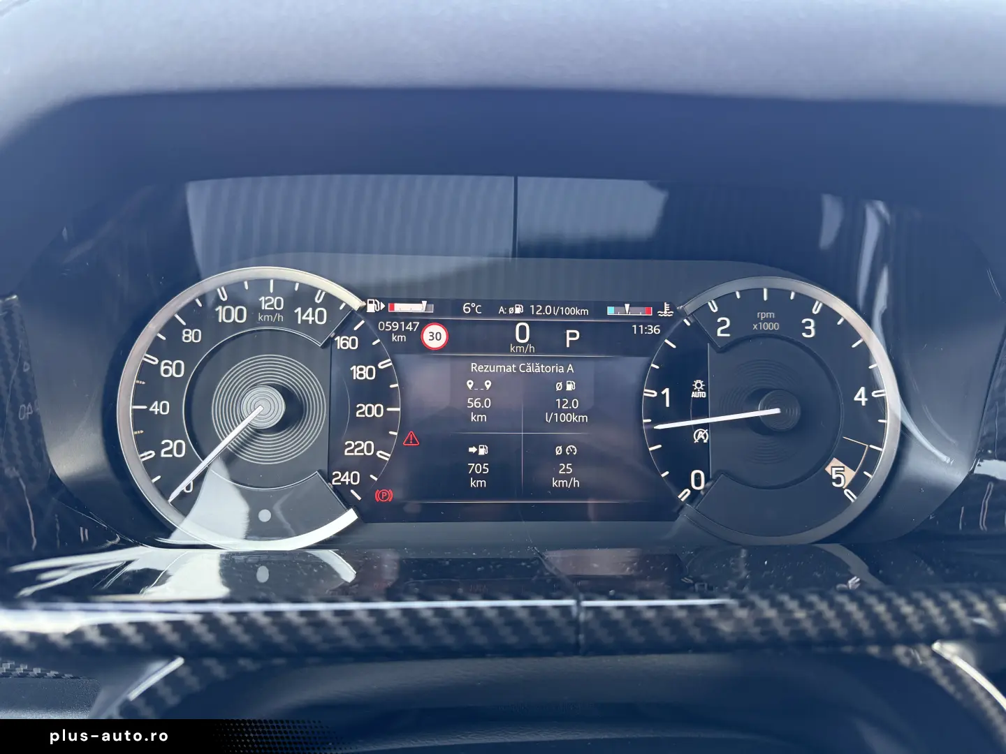 Land Rover Defender 110 3.0D 250 MHEV Hard Top X-Dynamic SE