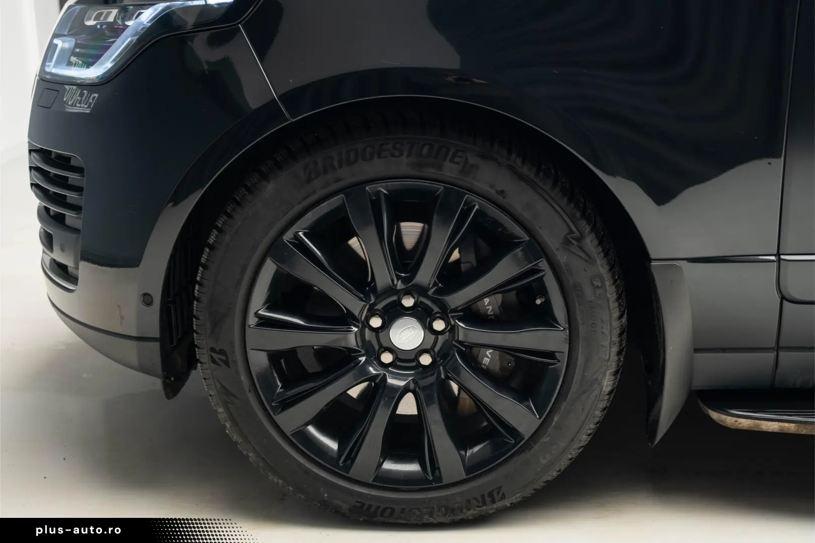 Land Rover Range Rover Vogue P400e