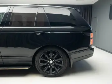 Land Rover Range Rover Vogue P400e