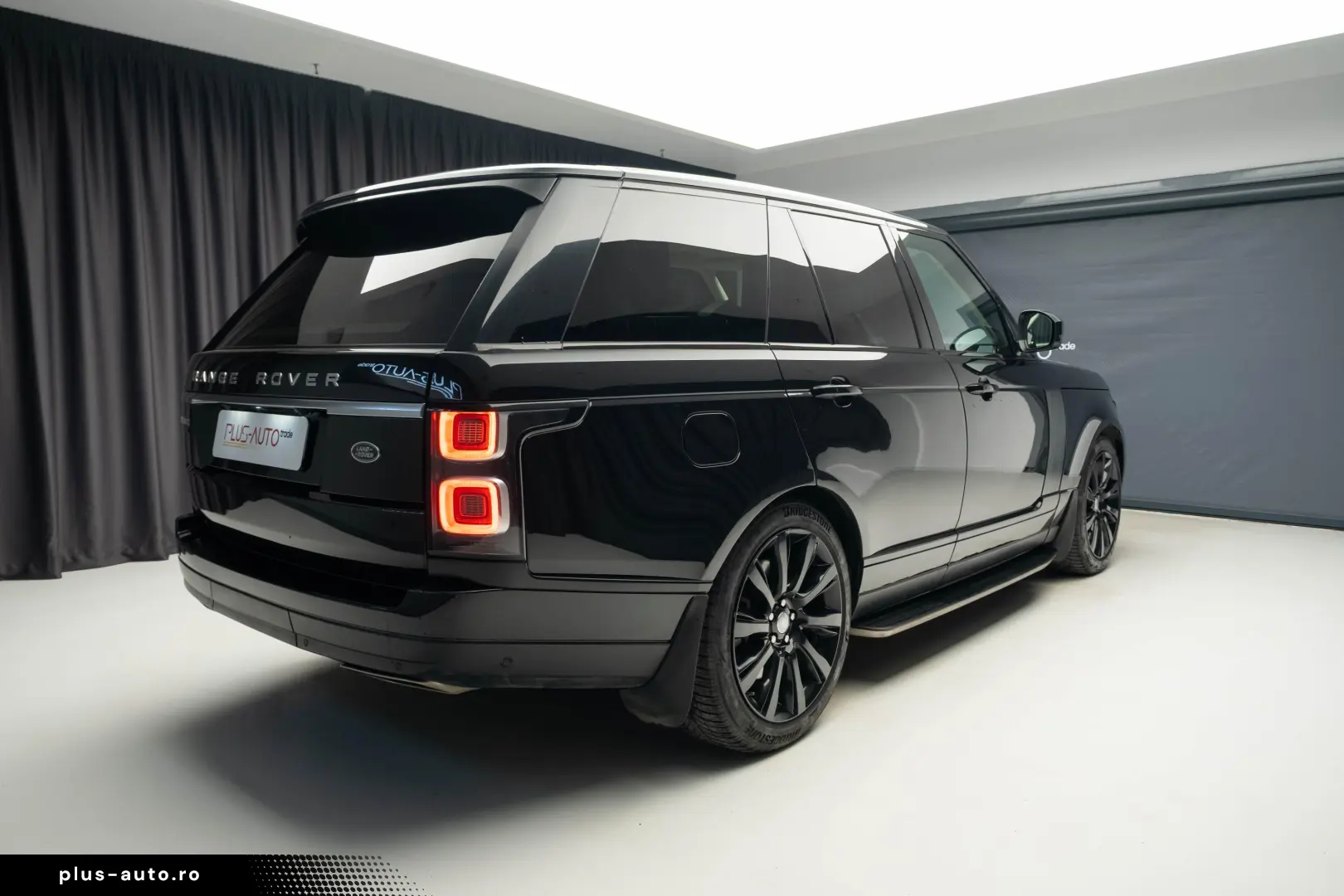 Land Rover Range Rover Vogue P400e